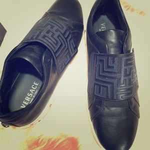 Men Versace size 47